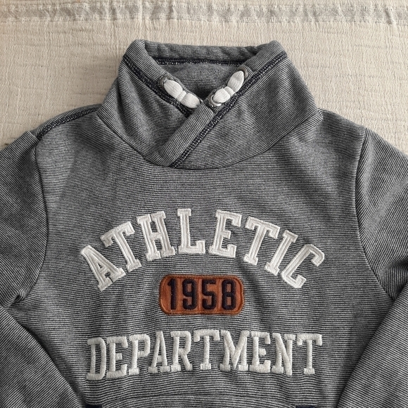 H&M Pullover size 6-8 years - Picture 3 of 10